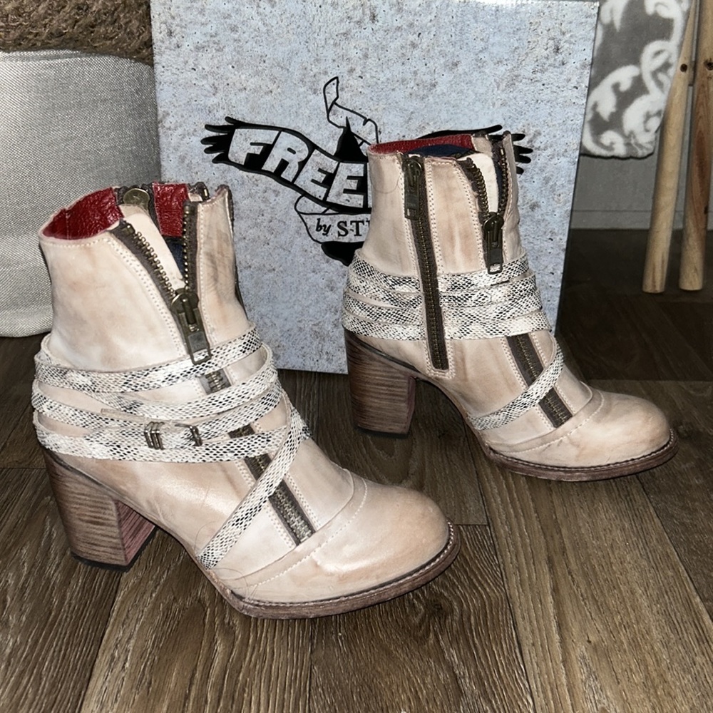 Freebird by Steven Balboa boot size 11. - Picture 2 of 9